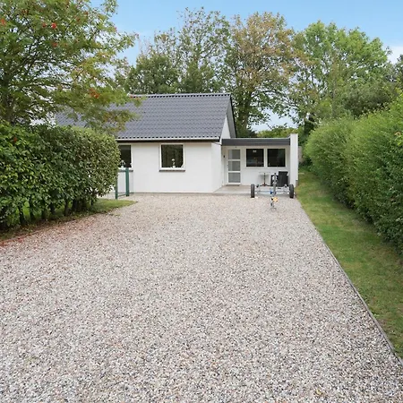 3 Bedroom Amazing In Holiday home *